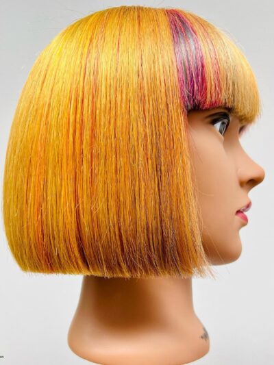 Birgit training head, dark blonde